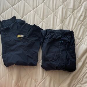 Navy scrub set XS